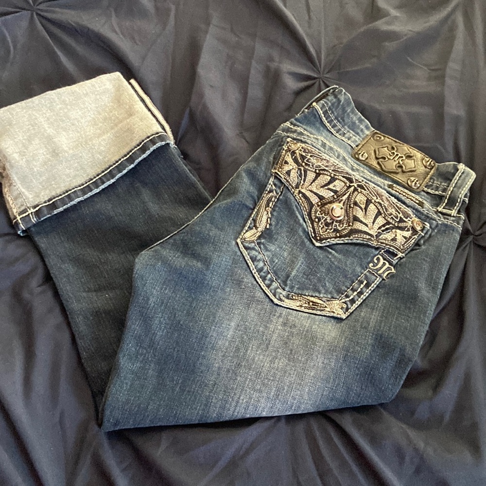 Miss Me signature cropped jeans